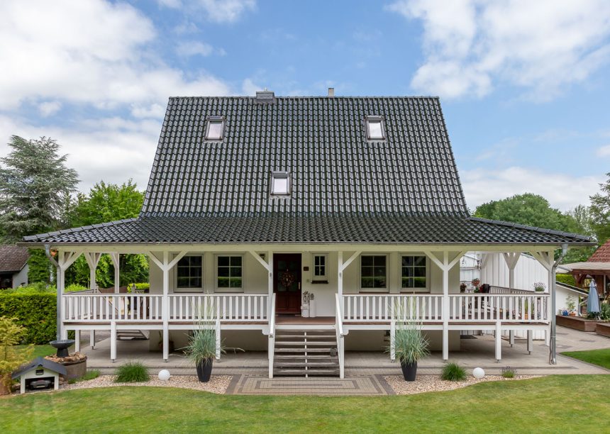 Geweldig referentieobject met dennengroen dak dankzij Z5