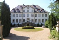 OVH-dakpan »variwell« op het dak van Schloss Bruche.